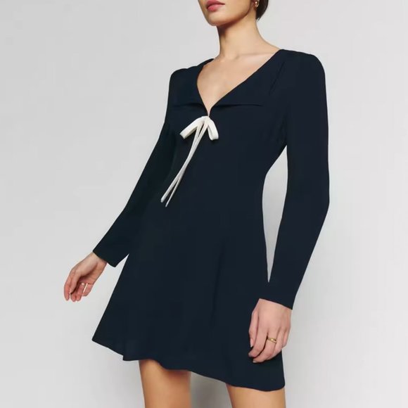 ✨SALE✨ Reformation Mavis Dress - Midnight Navy - Picture 2 of 7
